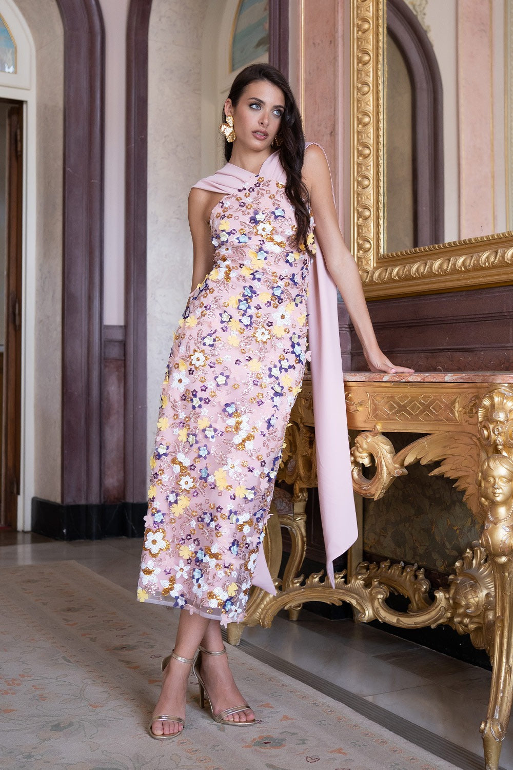 Vestido lentejuelas tiras cuello