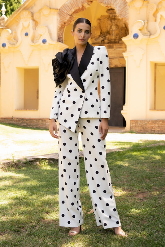 Traje Camelia
