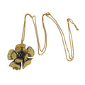 Collar colgante clavel