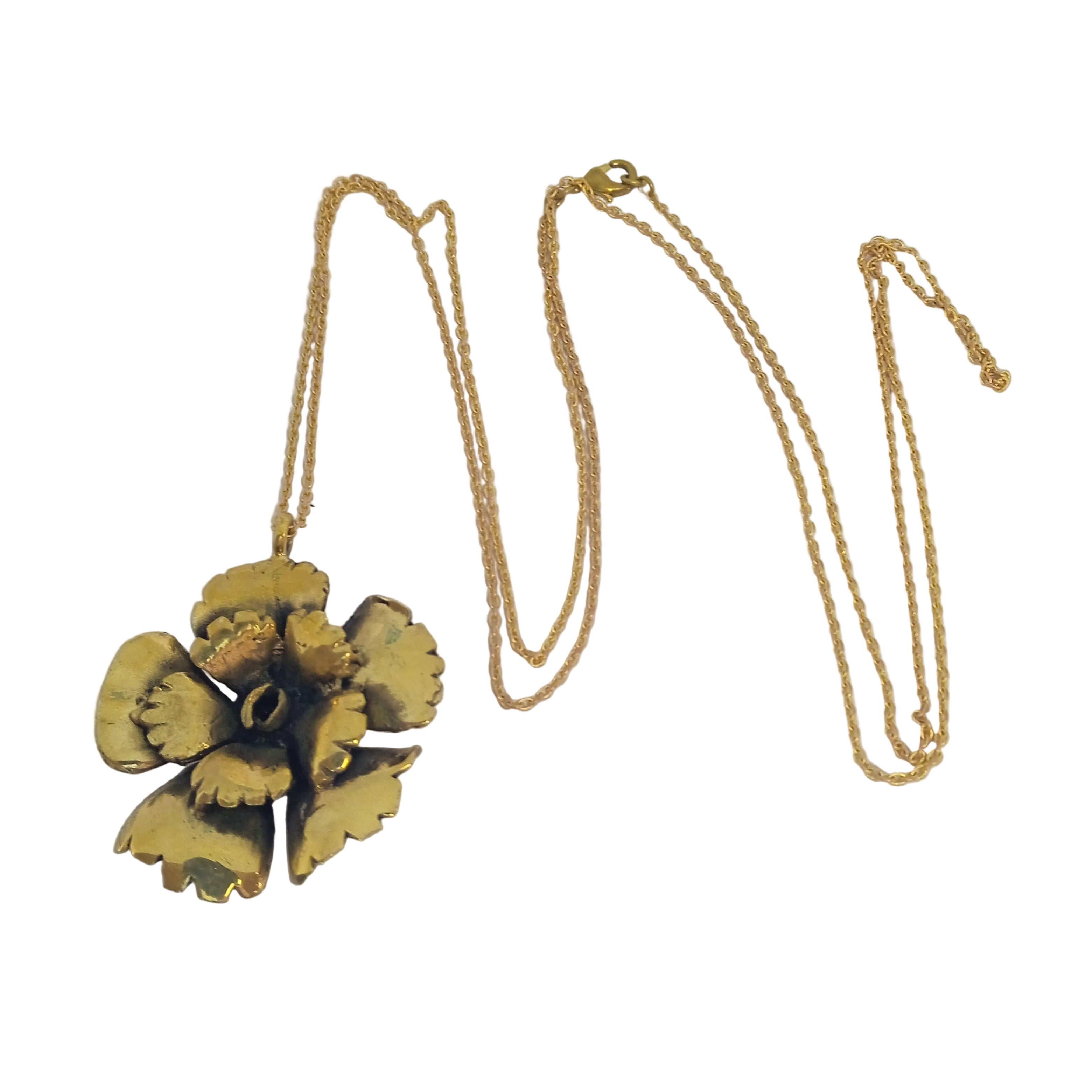 Collar colgante clavel
