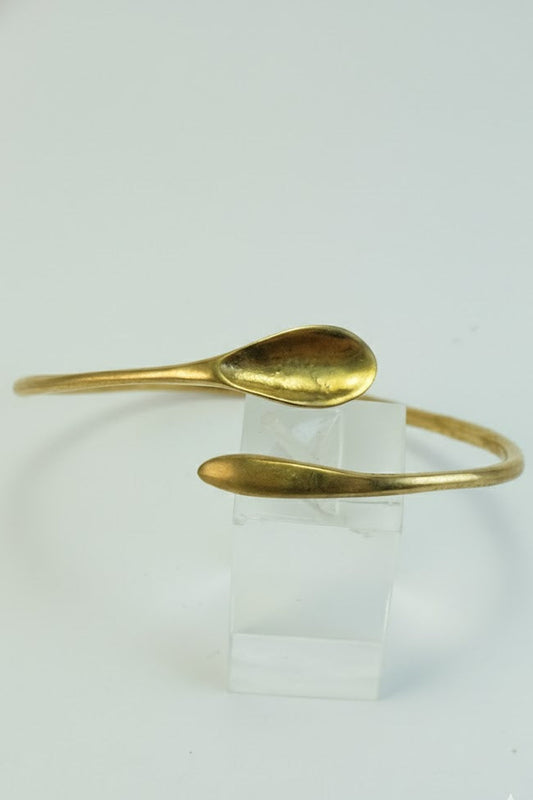 Pulsera brazalete cuchara dorada