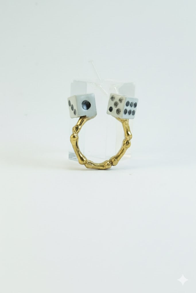 Anillo doble dados blancos