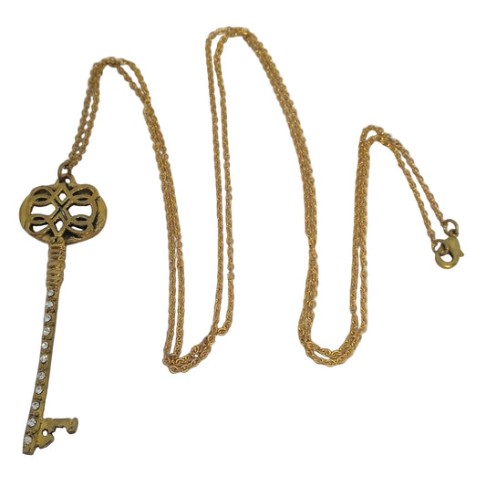 Collar colgante llave