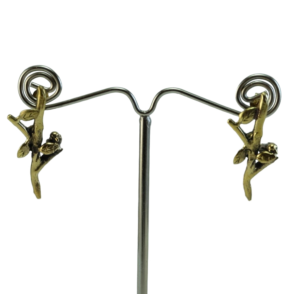 Pendientes pájaro en rama dorada