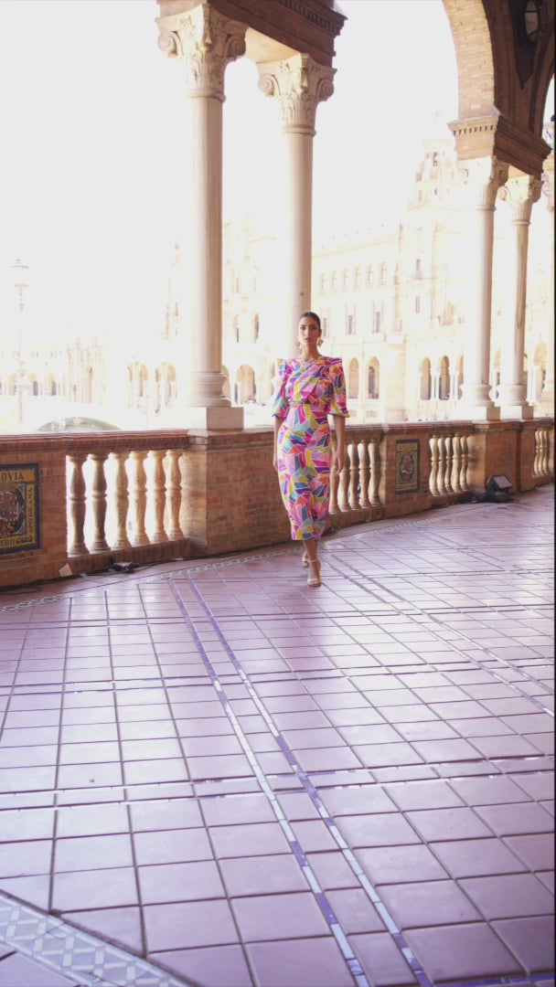 Vestido evasé drapeado cruzado estampado