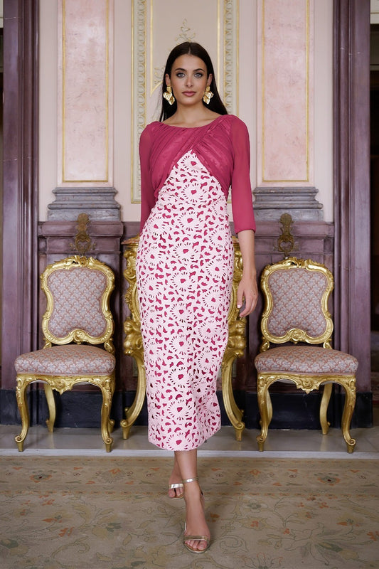 Vestido perforado escote drapeado gasa