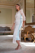 Conjunto vestido casaca perforada